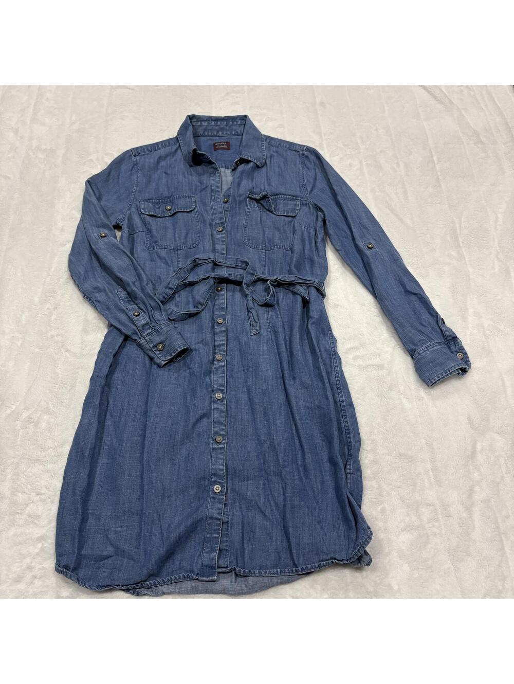UNTUCKit Summer Women's Denim Shirt Dress Size 4 100% Tencel Comfortable
